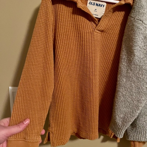 Old Navy & Zara Pullover Crewneck Sweater Duo Size 4T - Picture 2 of 6